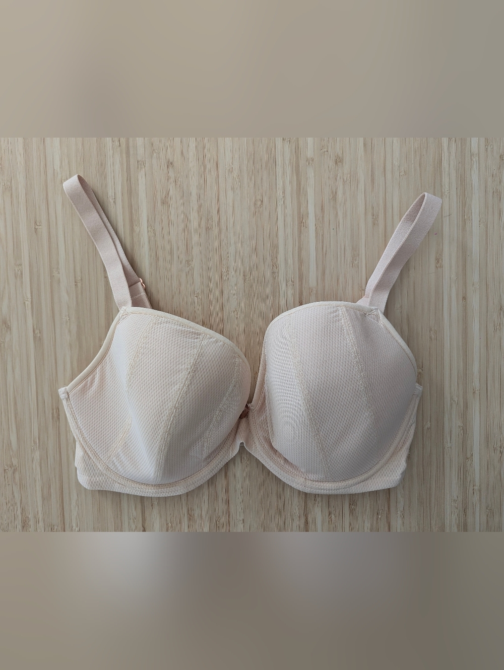 $45 - Light Tan Seamless Molded Cup Bra — Everyday Support